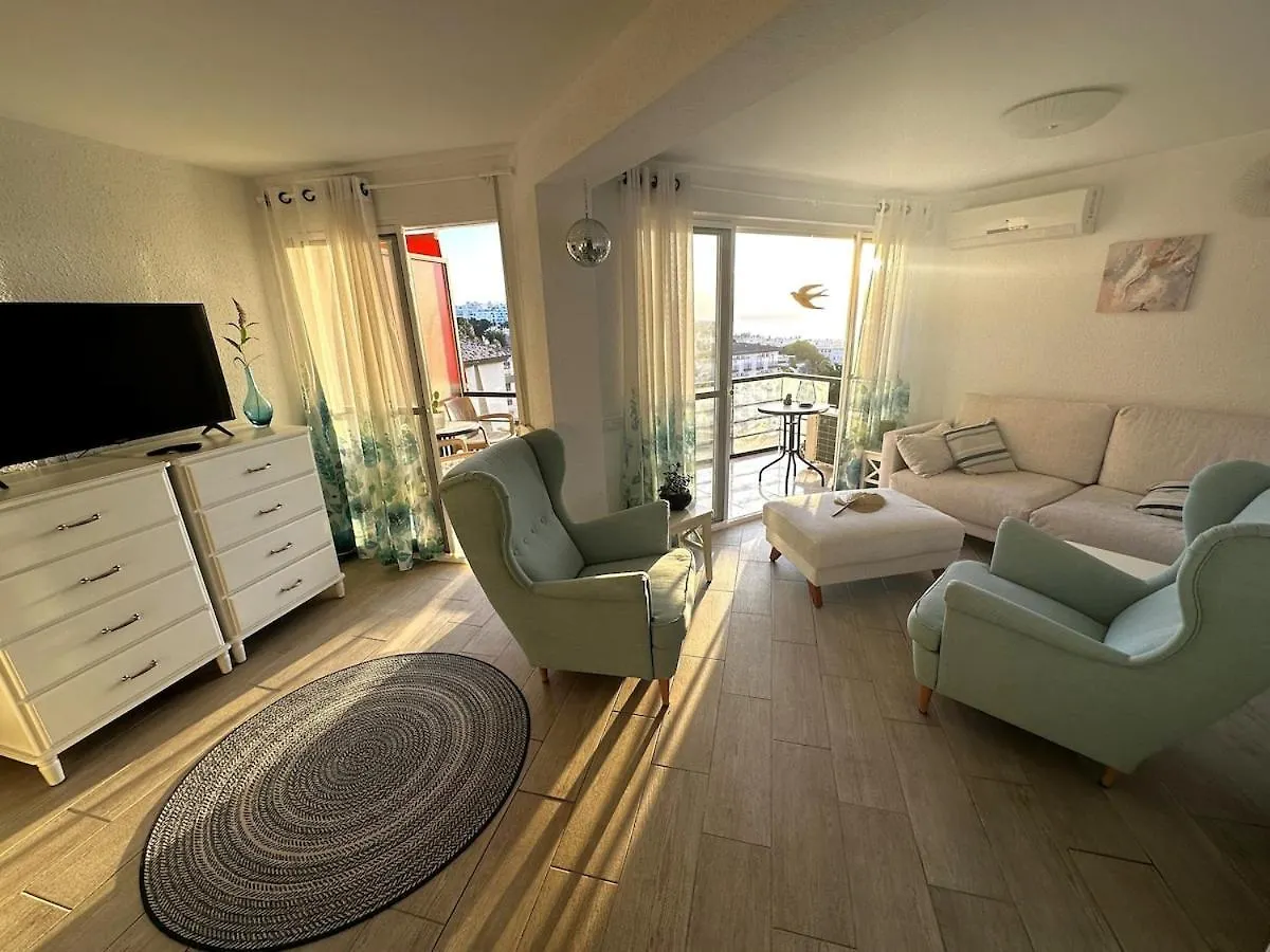 Marvelous Sea & Garden View, Near Carihuela Beach Torremolinos